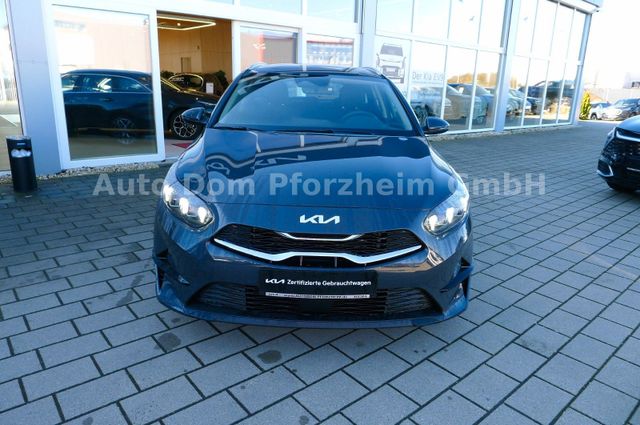 Kia CEED SW 1,5T DCT Spirit /UVO/NAVI