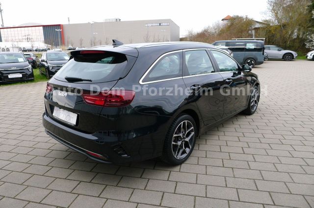 Kia Ceed SW 1.5 T-GDI DCT Spirit
