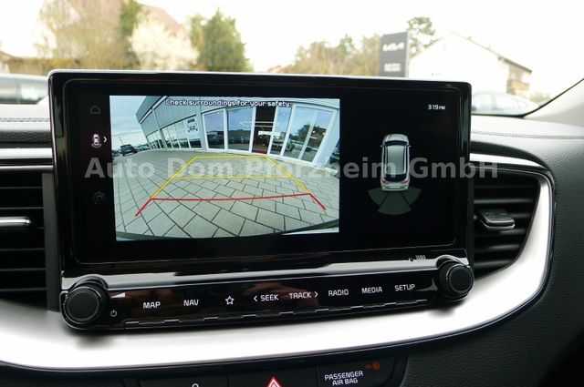 Kia Ceed SW 1.5 T-GDI DCT Spirit