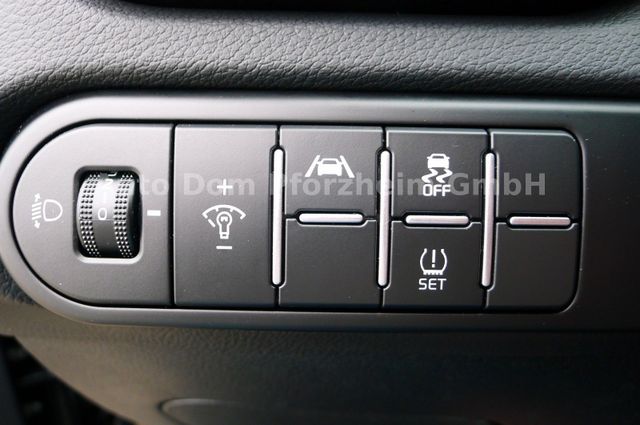 Kia Ceed SW 1.5 T-GDI DCT Spirit