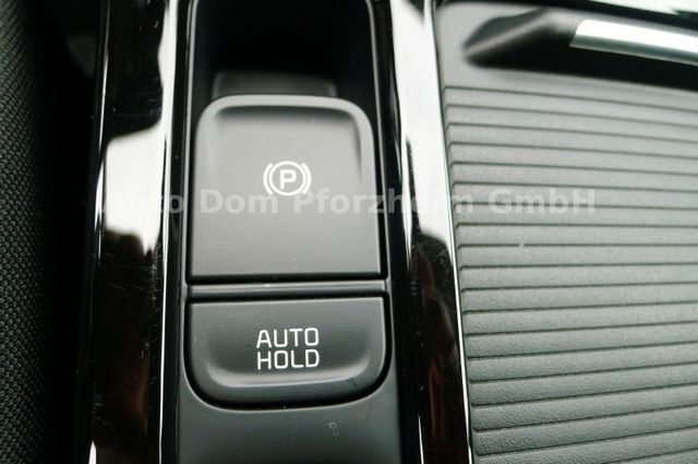 Kia Ceed SW 1.5 T-GDI DCT Spirit