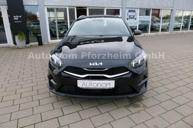 Kia Ceed SW 1.5 T-GDI DCT Spirit