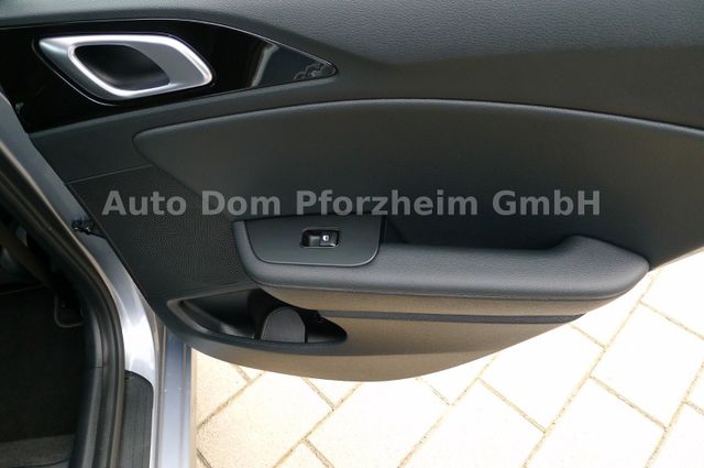 Kia Ceed SW 1.5T DCT Vision / Komfort+