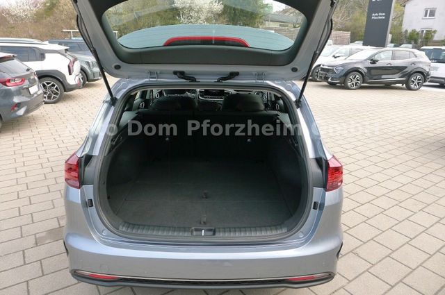 Kia Ceed SW 1.5T DCT Vision / Komfort+