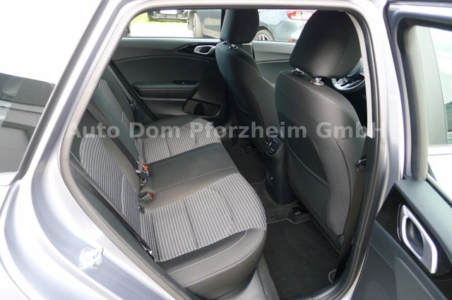 Kia Ceed SW 1.5T DCT Vision / Komfort+