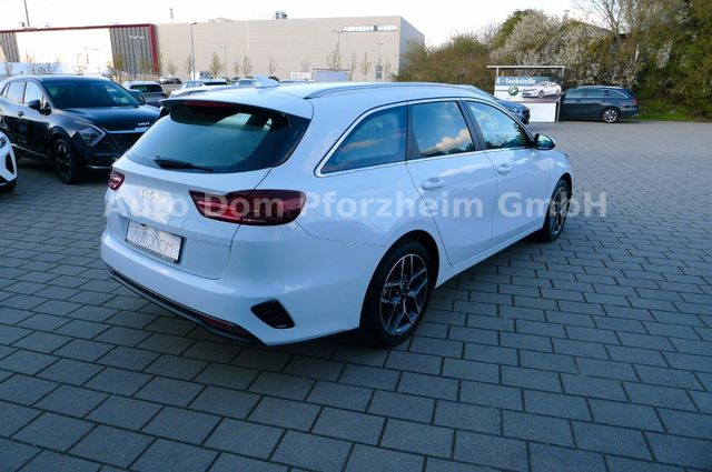 Kia Ceed SW 1.5 T-GDI DCT Spirit/LED/NAVI