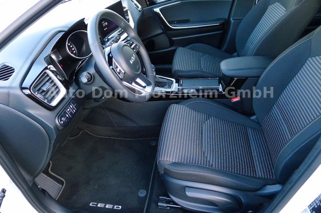 Kia Ceed SW 1.5 T-GDI DCT Spirit/LED/NAVI