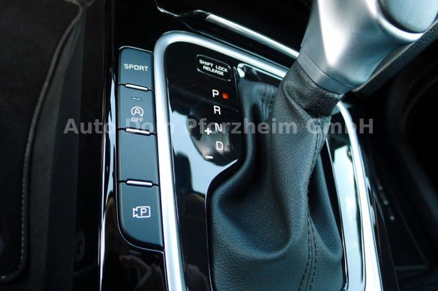 Kia Ceed SW 1.5 T-GDI DCT Spirit/LED/NAVI