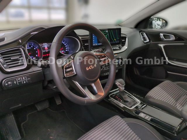 Kia CEED SW 1,5T DCT Spirit /UVO/NAVI/LED