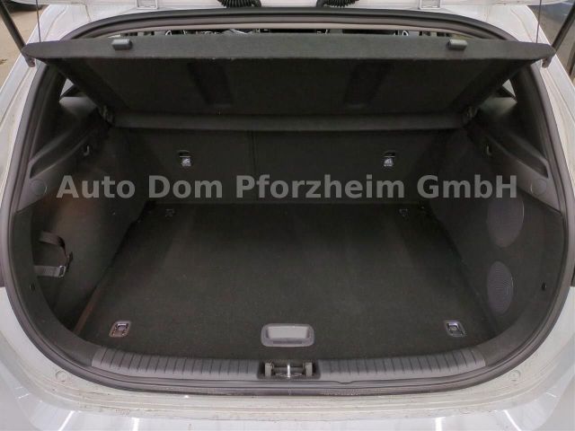 Kia Ceed 1.5T DCT7 SPIRIT /NAVI/UVO/LED