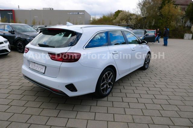 Kia CEED SW 1,5T DCT Spirit /UVO/NAVI/LED