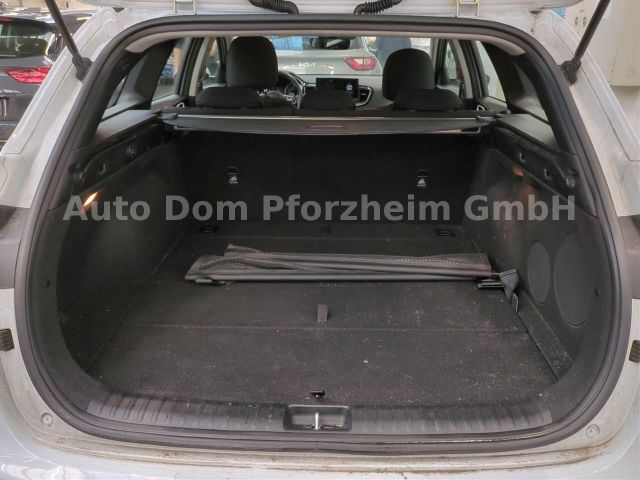 Kia CEED SW 1,5T DCT Spirit /UVO/NAVI/LED