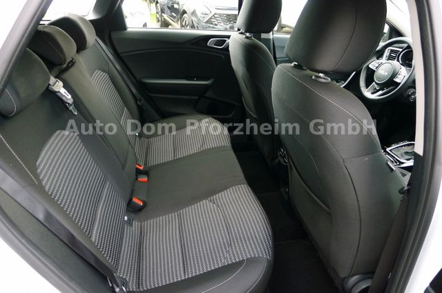 Kia CEED SW 1,5T DCT Spirit /UVO/NAVI/LED