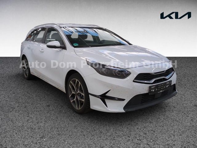 Kia CEED SW 1,5T DCT Spirit /UVO/NAVI/LED