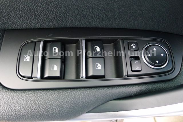 Kia CEED SW 1,5T DCT Spirit /UVO/NAVI/LED