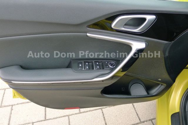 Kia CEED SW 1,5T DCT Spirit /Techno/LED/UVO
