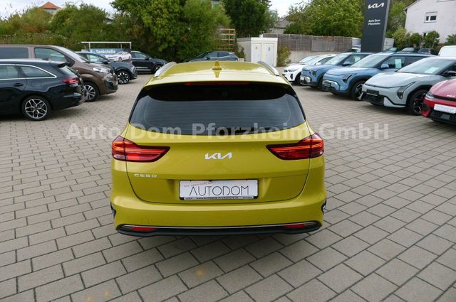 Kia CEED SW 1,5T DCT Spirit /Techno/LED/UVO