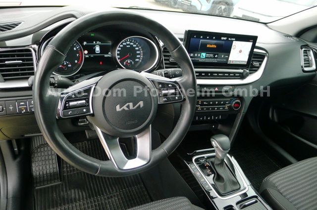 Kia CEED SW 1,5T DCT Spirit /Techno/LED/UVO