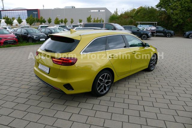 Kia CEED SW 1,5T DCT Spirit /Techno/LED/UVO