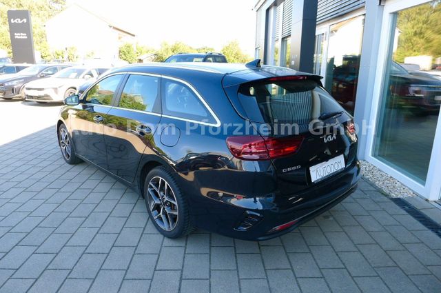 Kia CEED SW 1,5T DCT Spirit /UVO/NAVI/LED