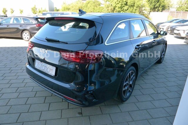 Kia CEED SW 1,5T DCT Spirit /UVO/NAVI/LED