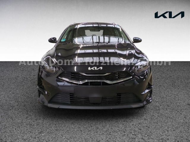 Kia CEED SW 1,5T DCT Spirit /UVO/NAVI/LED