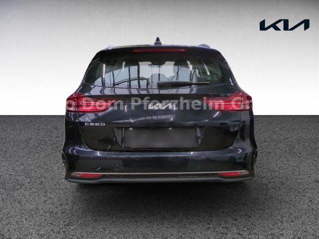 Kia CEED SW 1,5T DCT Spirit /UVO/NAVI/LED