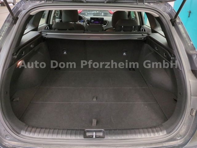 Kia Ceed SW 1.5T DCT Vision / Komfort+