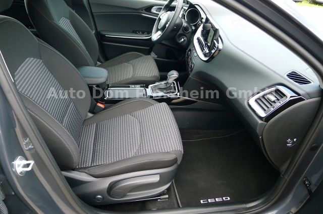 Kia Ceed SW 1.5T DCT Vision / Komfort+