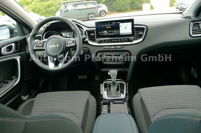 Kia Ceed SW 1.5T DCT Vision / Komfort+