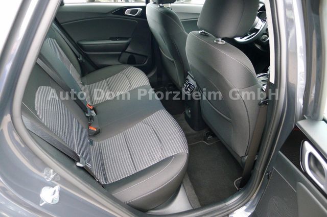Kia Ceed SW 1.5T DCT Vision / Komfort+