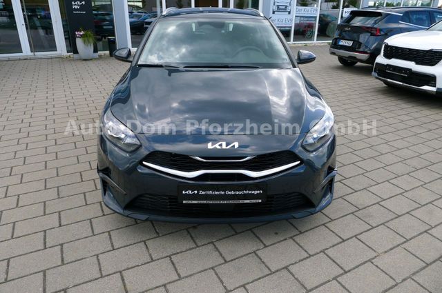 Kia Ceed SW 1.5T DCT Vision / Komfort+