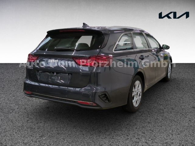 Kia Ceed SW 1.5T DCT Vision / Komfort+
