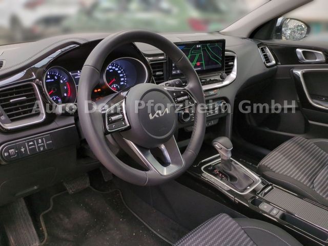 Kia Ceed SW 1.5T DCT Vision / Komfort+