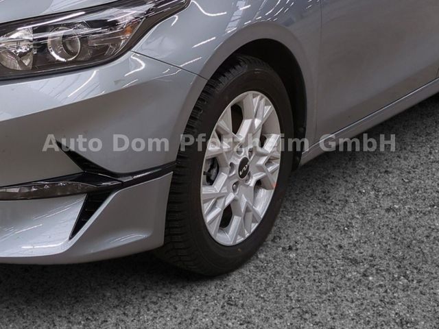 Kia Ceed SW 1.5T DCT Vision / Komfort+