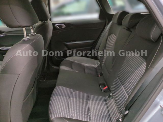 Kia Ceed SW 1.5T DCT Vision / Komfort+