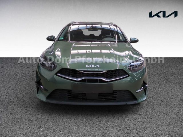 Kia CEED SW 1,5T DCT Spirit /UVO/NAVI