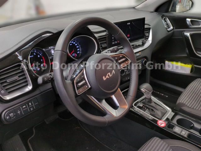 Kia Ceed SW 1.5 T-GDI DCT SPIRIT/Navi/UVO/JBL-Sound