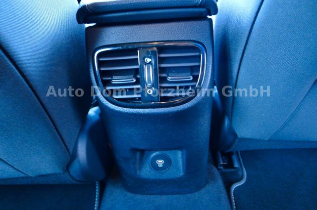 Kia Ceed SW 1.5 T-GDI DCT SPIRIT/Navi/UVO/JBL-Sound