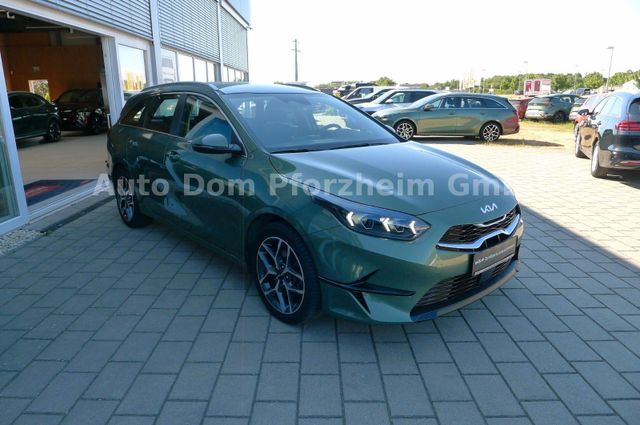Kia CEED SW 1,5T DCT Spirit /UVO/NAVI