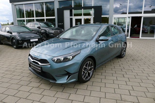 Kia Ceed 1.5T DCT7 SPIRIT /NAVI/UVO/LED