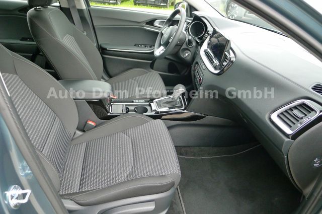 Kia Ceed 1.5T DCT7 SPIRIT /NAVI/UVO/LED