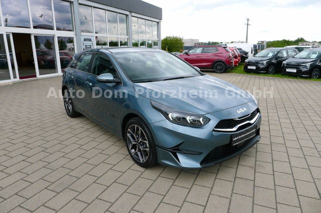 Kia Ceed 1.5T DCT7 SPIRIT /NAVI/UVO/LED