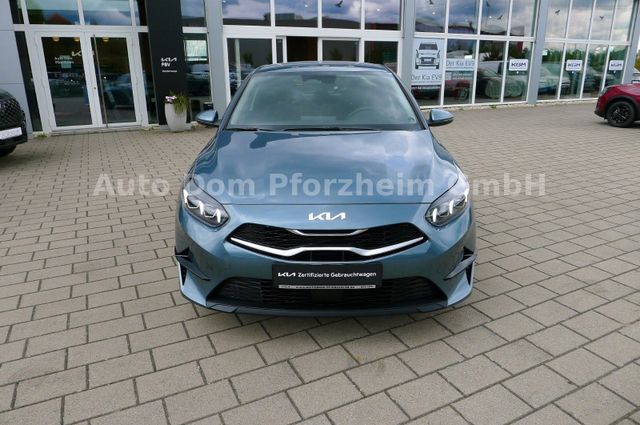 Kia Ceed 1.5T DCT7 SPIRIT /NAVI/UVO/LED