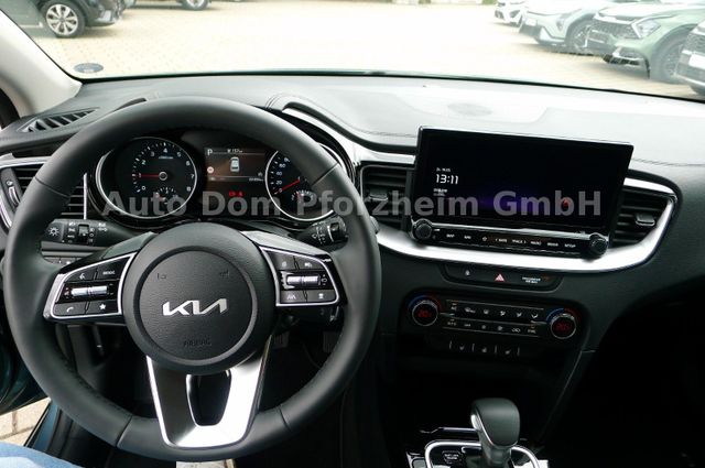 Kia Ceed 1.5T DCT7 SPIRIT /NAVI/UVO/LED