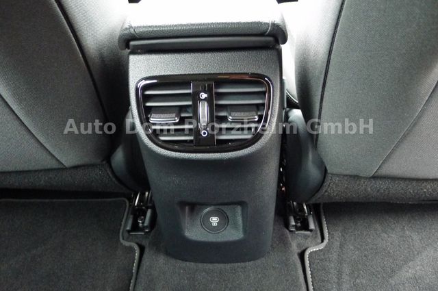 Kia CEED SW 1,5T DCT Spirit /Techno/UVO/NAVI