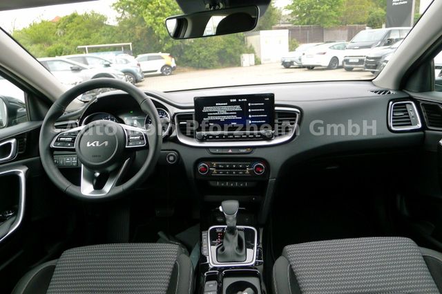 Kia CEED SW 1,5T DCT Spirit /Techno/UVO/NAVI