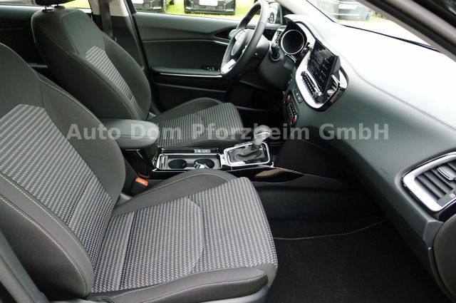 Kia CEED SW 1,5T DCT Spirit /Techno/UVO/NAVI