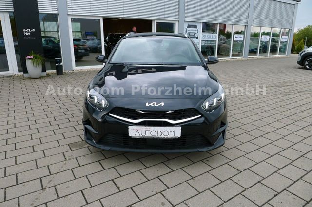 Kia CEED SW 1,5T DCT Spirit /Techno/UVO/NAVI