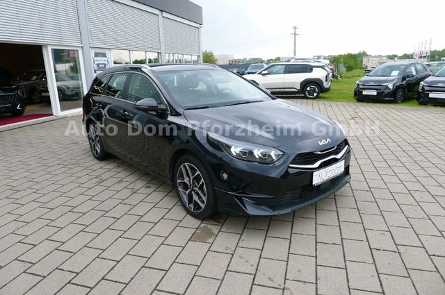 Kia CEED SW 1,5T DCT Spirit /Techno/UVO/NAVI